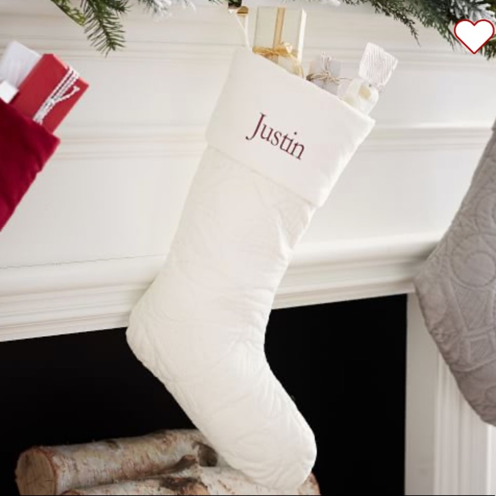Scroll Quilted Velvet Stocking (Ivory)
